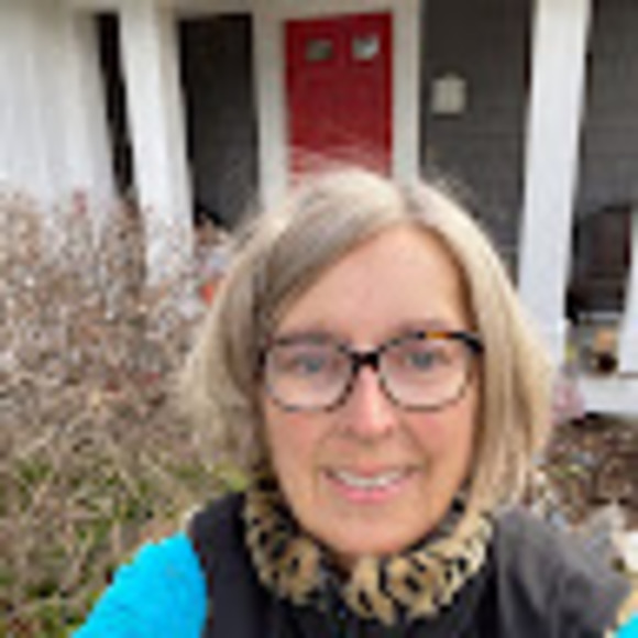 Meet your Posher, Linda - Picture 1 of 1